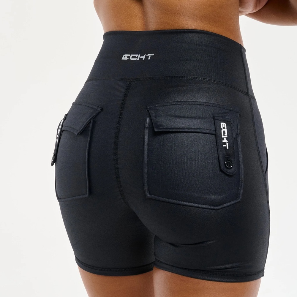Echt Essence Short, consistently selling out, black, EUC, size Small